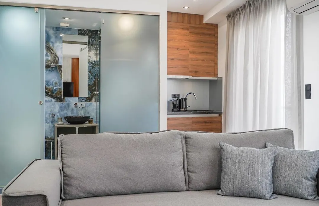 Stylish Living-Parthenon-1